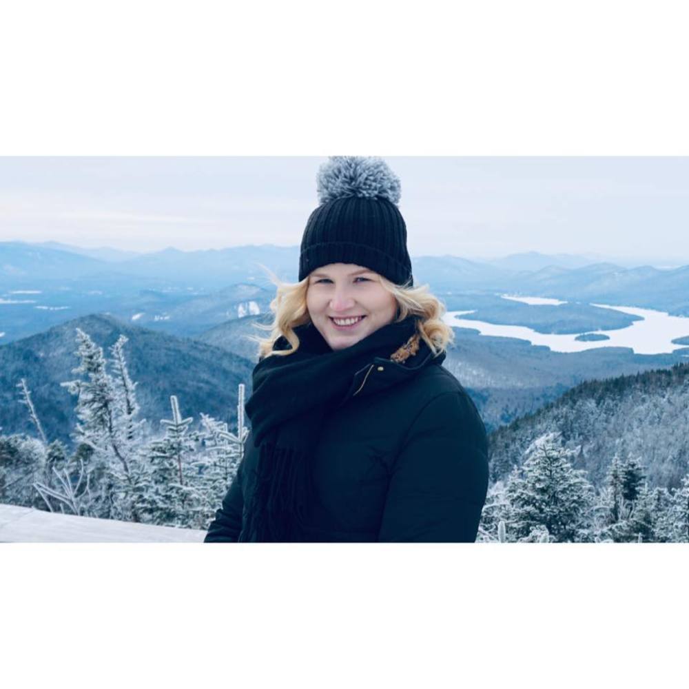Meet your Posher, Anna